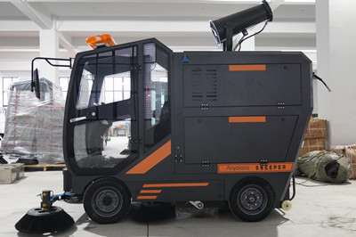 榮事達電動清掃車是掃吸一體的嘛